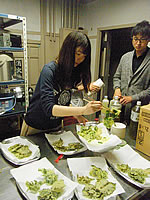 学生も料理に貢献